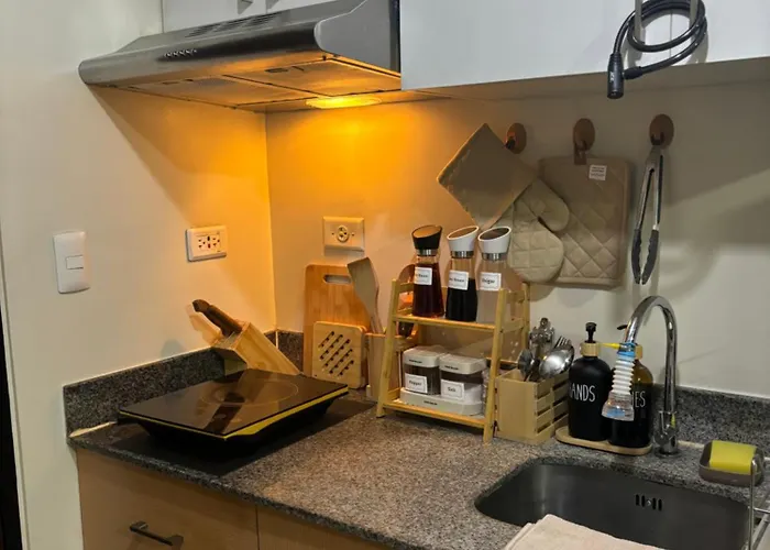 Apartment Aesthetic Staycation Quezon Cubao - Manhattan Plaza