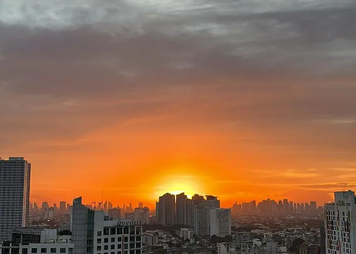 Aesthetic Staycation Quezon Cubao - Manhattan Plaza Apartment