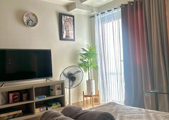 Apartment Aesthetic Staycation Quezon Cubao - Manhattan Plaza